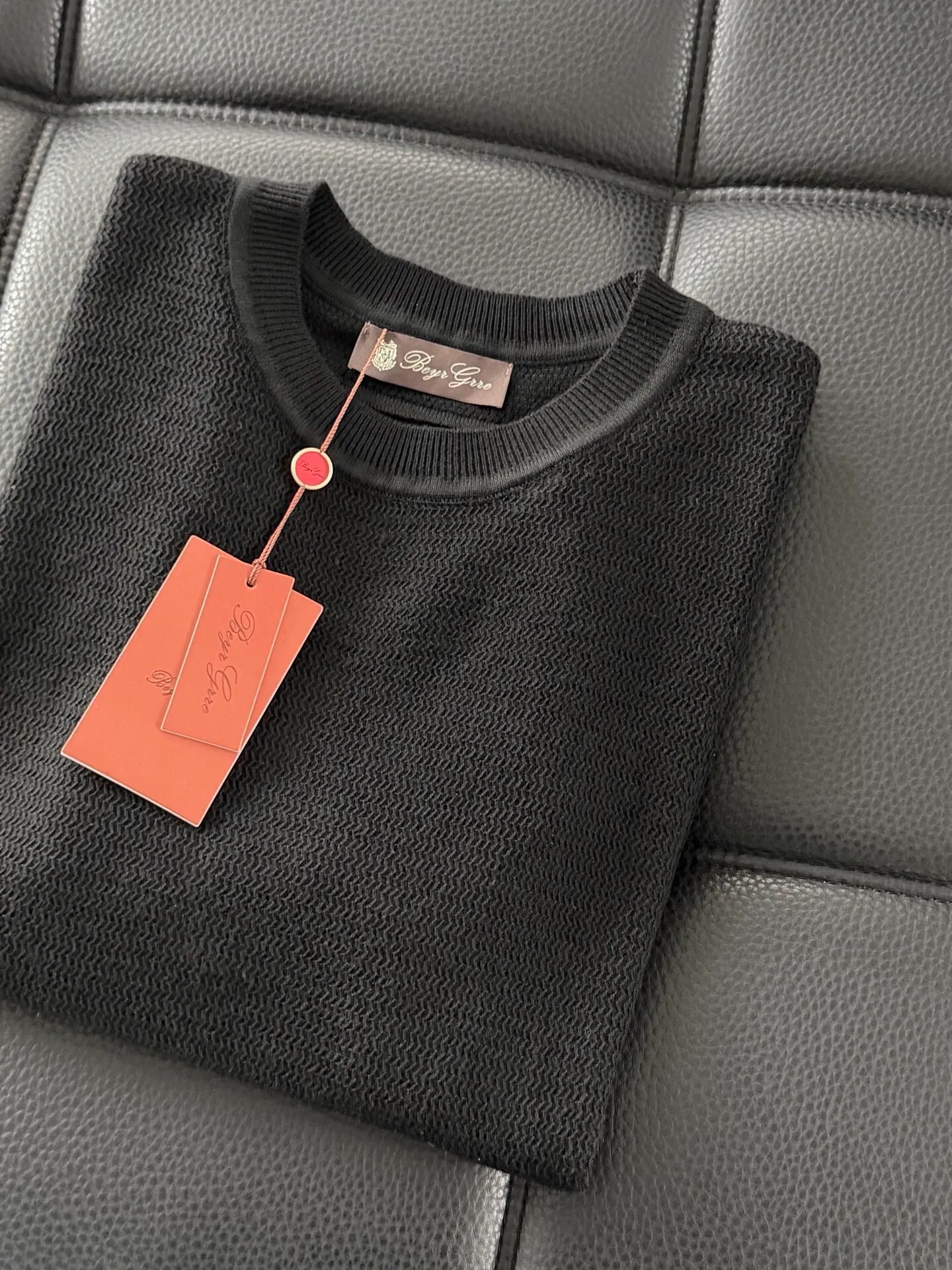 Knitted Mulberry Silk Sheep Wool Old Money Style Short Sleeve Sizes:m 3x Color: Black White Card Color Gray Style Number: 0002